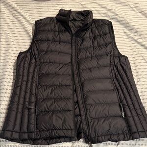 Women's Black Puffer Vest